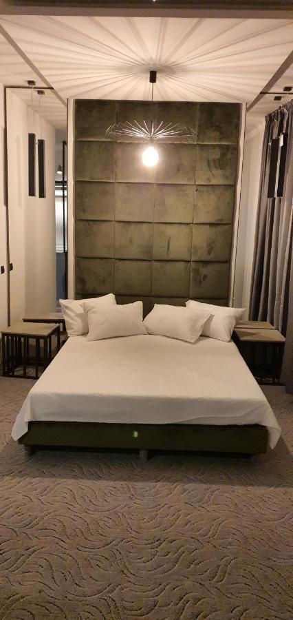 Casa Achim Hotel Baia Mare Ngoại thất bức ảnh